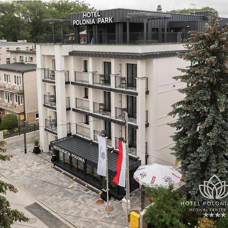 Hotel Polonia Park Medical Center & Spa ブスコ・ズドロイ エクステリア 写真