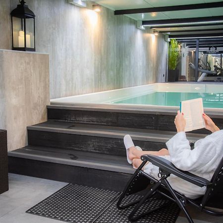 Hotel Polonia Park Medical Center & Spa ブスコ・ズドロイ エクステリア 写真
