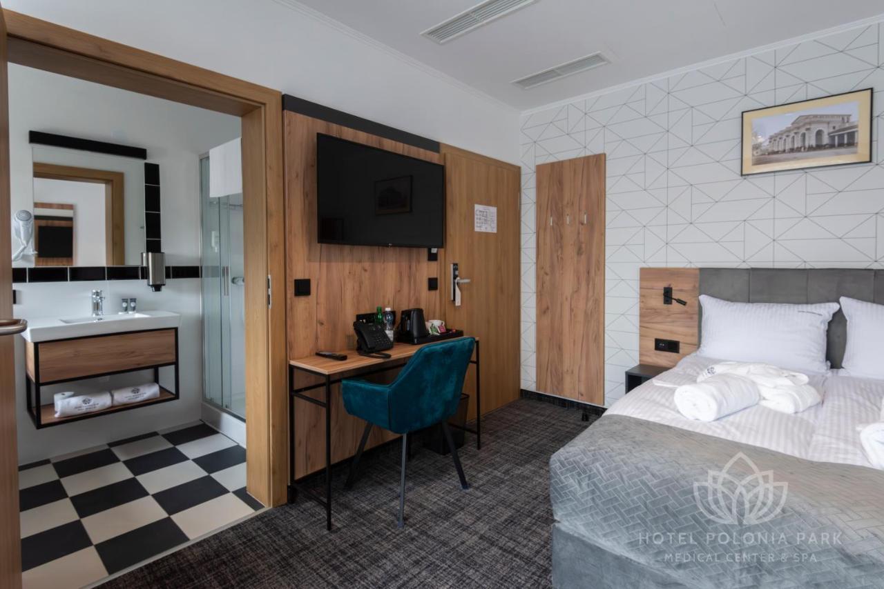 Hotel Polonia Park Medical Center & Spa ブスコ・ズドロイ エクステリア 写真