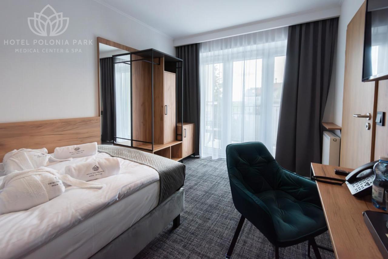 Hotel Polonia Park Medical Center & Spa ブスコ・ズドロイ エクステリア 写真