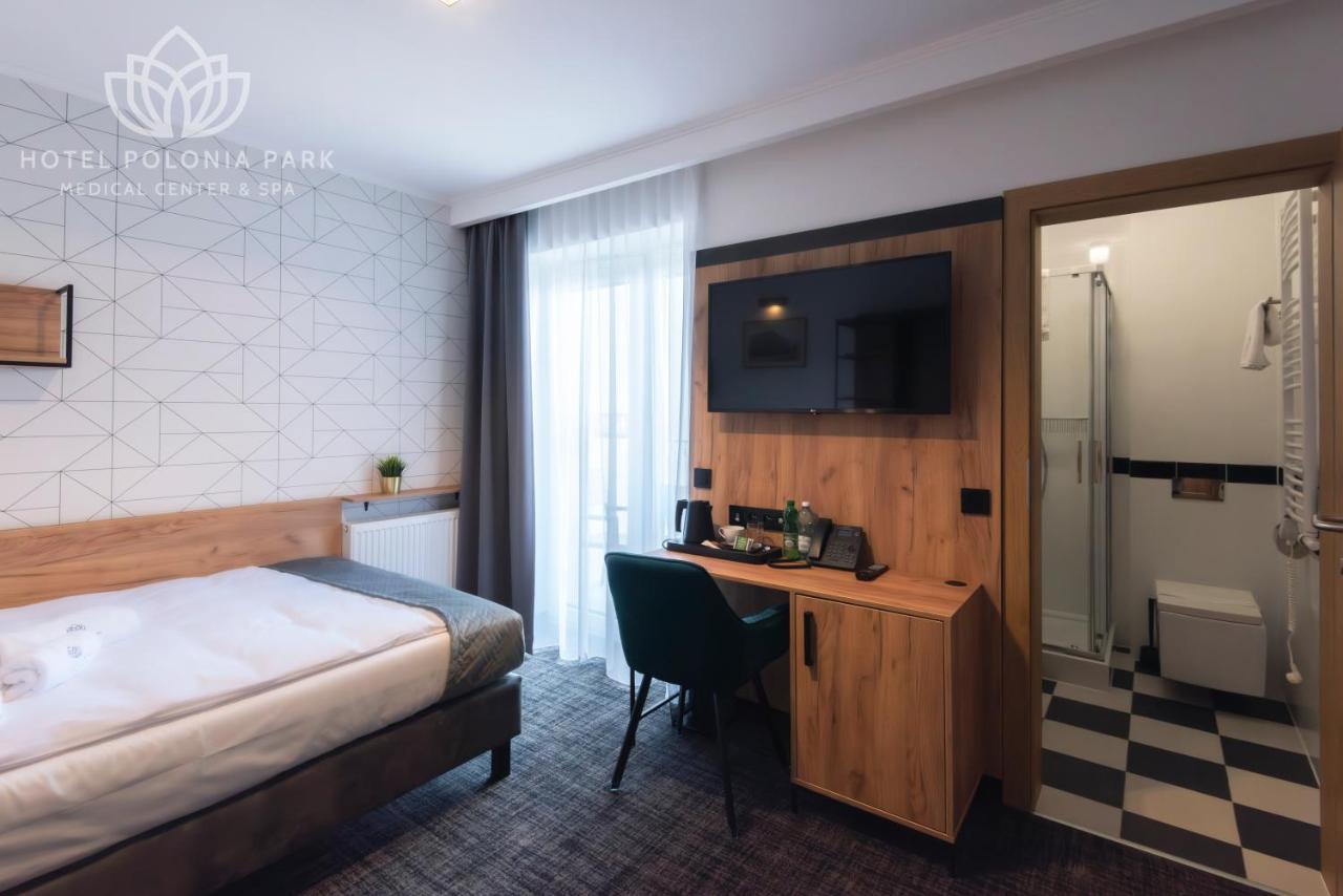 Hotel Polonia Park Medical Center & Spa ブスコ・ズドロイ エクステリア 写真