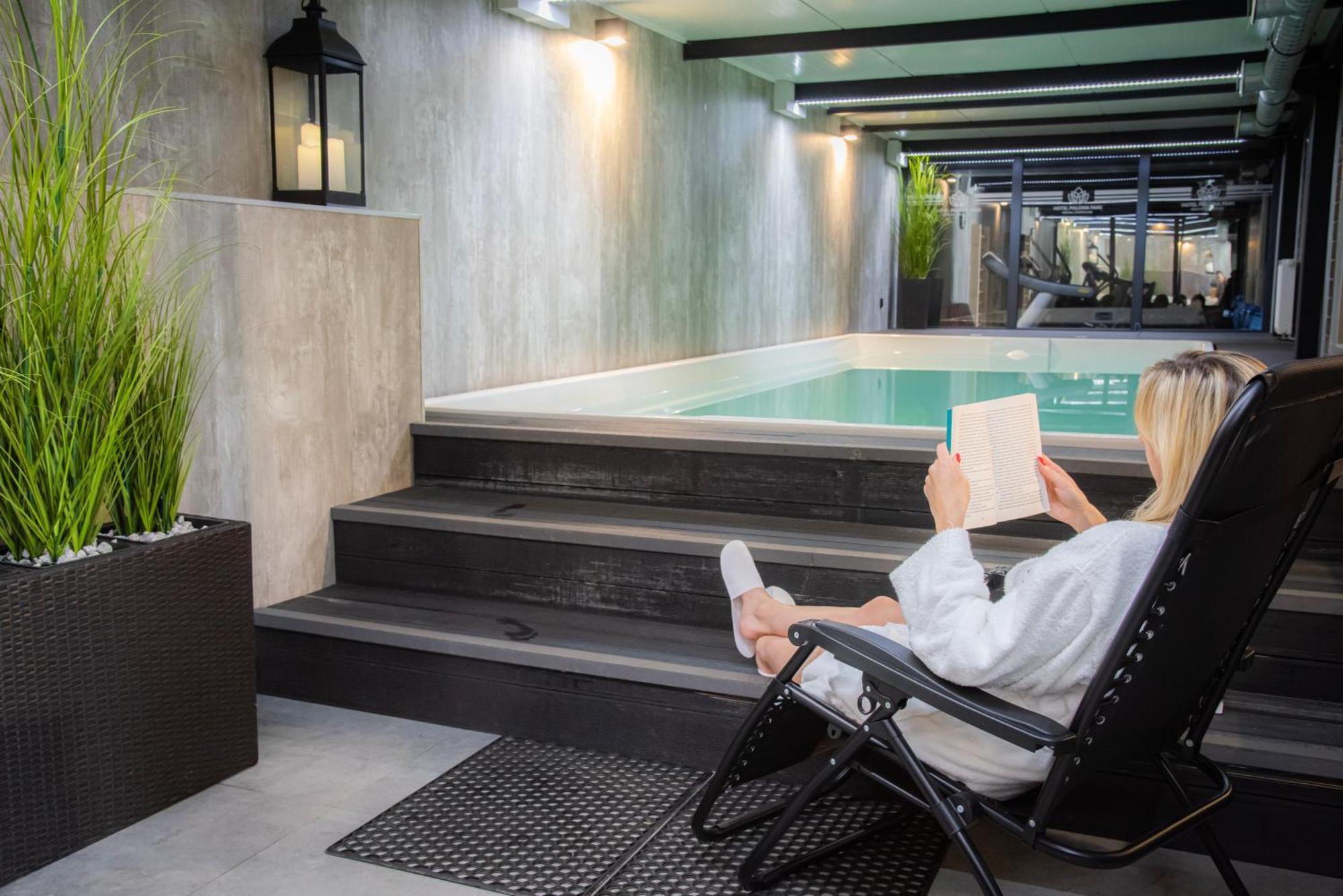 Hotel Polonia Park Medical Center & Spa ブスコ・ズドロイ エクステリア 写真